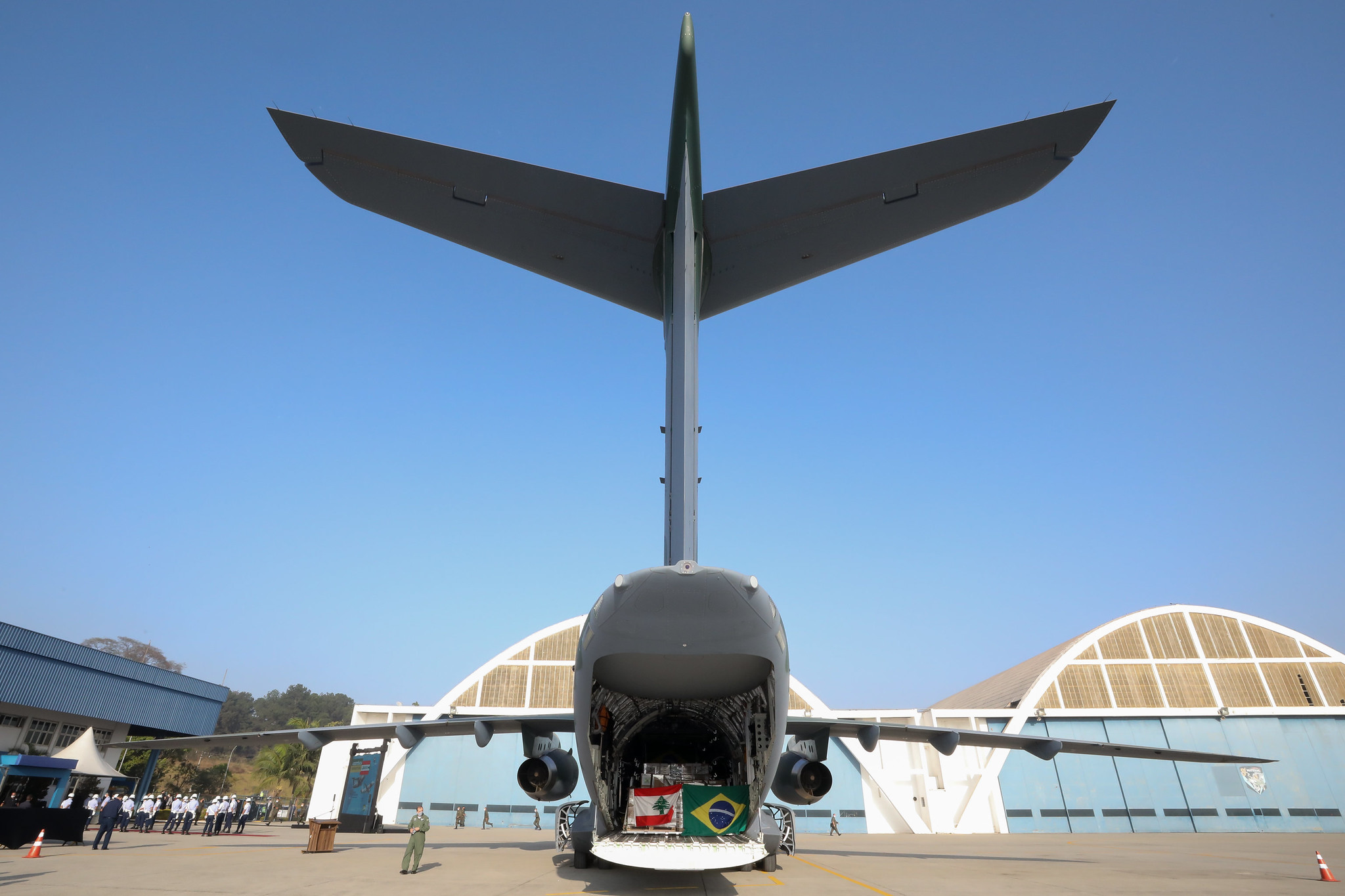 Avião da Força Aérea Brasileira que levou a ajuda para o Líbano